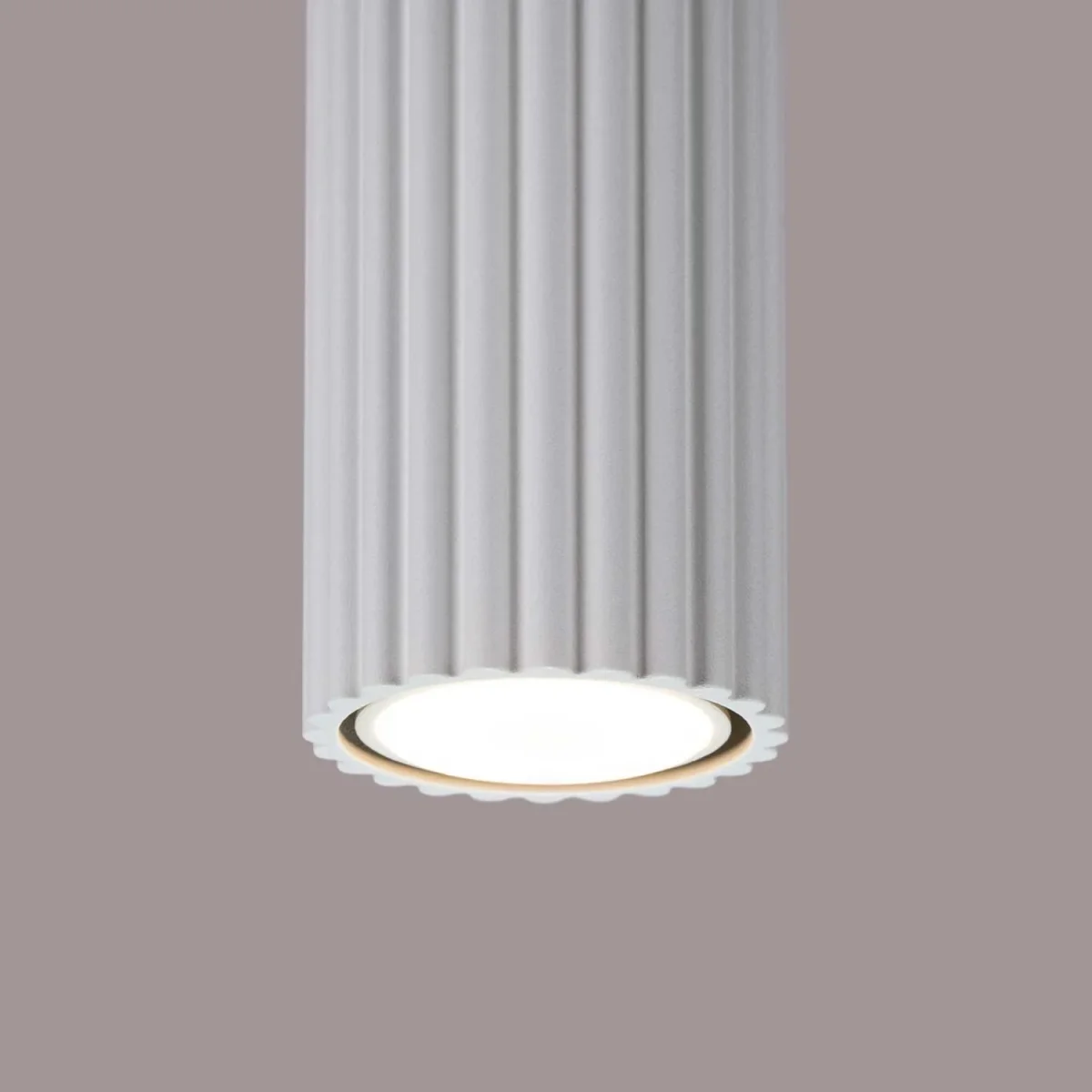Buna - Plafonnier tube alu cannelé pour salon moderne – Image 6