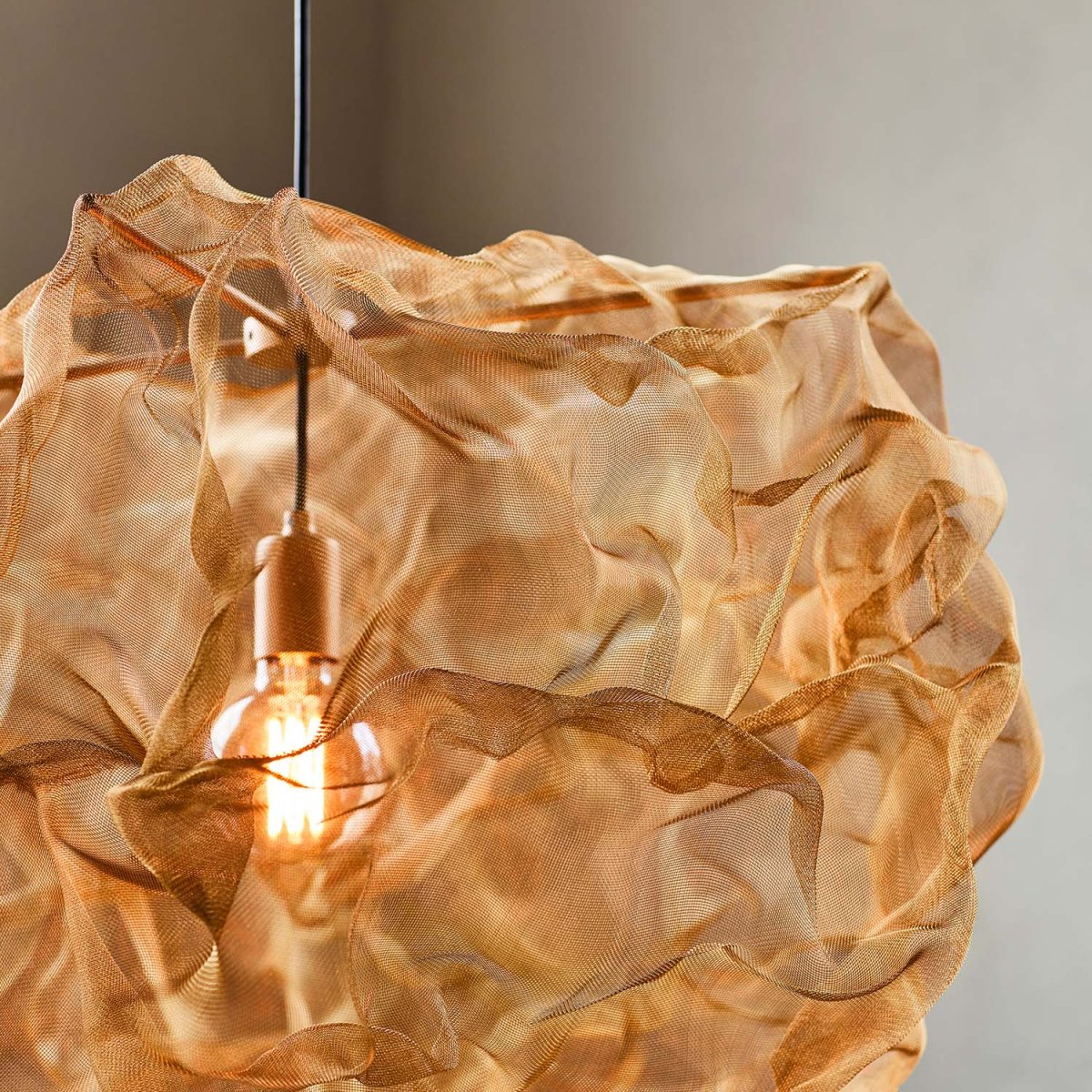HEAT - Lustre en forme de nuage en acier gris ou doré – Image 8